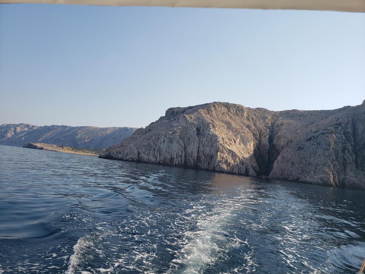 Risika Apartmani Bagian luar foto